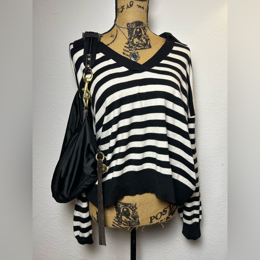 Express women’s striped v-neck sailor collar sweater BNWT
